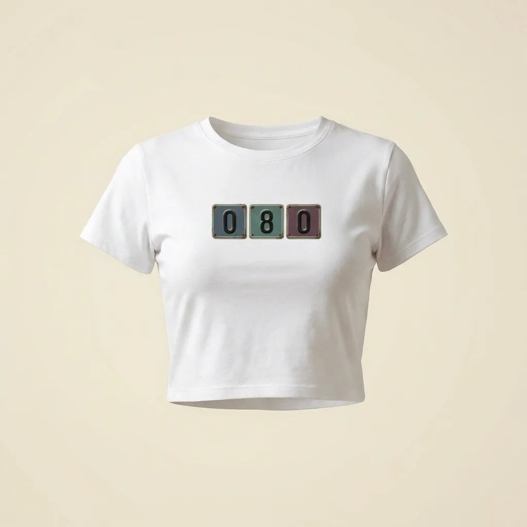 080 White tee, plain product shot
